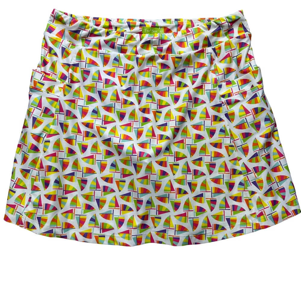 Tee2Sea Women's Sailboat Print Athletic Skort White Rainbow Size M Golf Sailing‎ - Picture 1 of 13